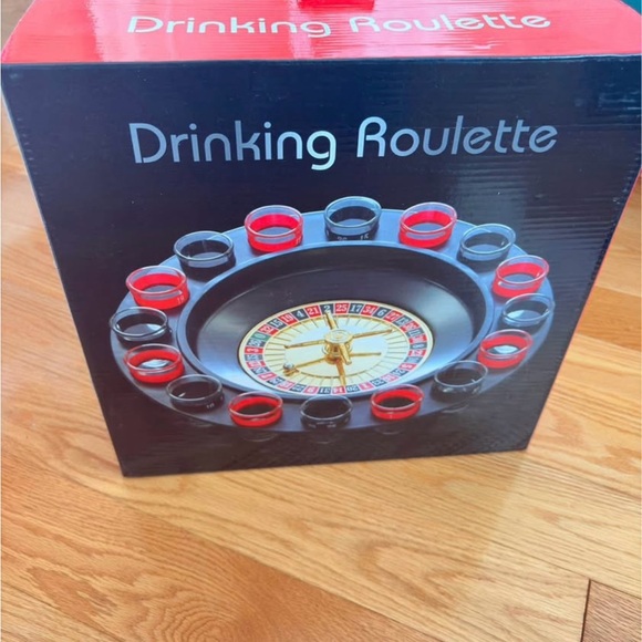Drinking Roulette Game Set - Picture 2 of 2